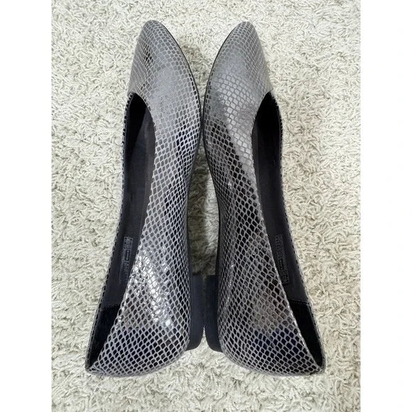 Vionic Caballo Shoes Flats Silver Snakeskin Print Leather Pointed Toe Size 9 - Picture 9 of 11